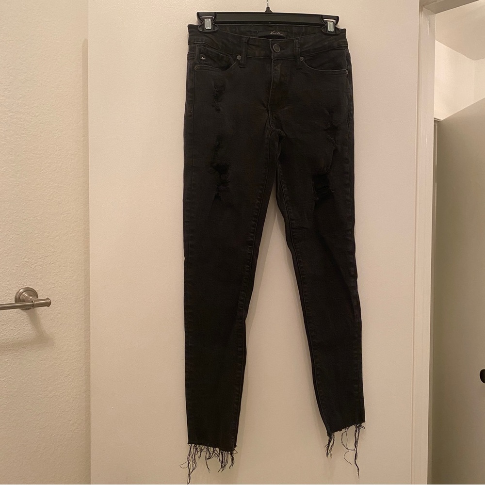 KanCan Black Skinny Jeans with Minimal Design